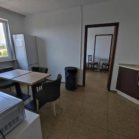 Apartment Monter24- Hk2 Grosse Monteurs Mainz, Wiesbaden, Ruesselsheim, Gute Anbindung *