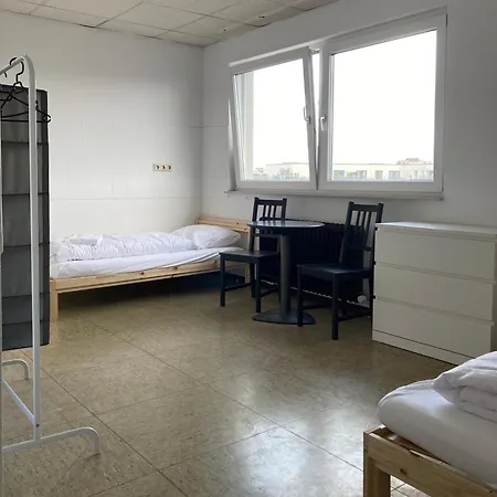 Apartamento Monter24- Hk2 Grosse Monteurs Mainz, Wiesbaden, Ruesselsheim, Gute Anbindung