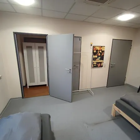 Apartamento Monter24- Hk2 Grosse Monteurs Mainz, Wiesbaden, Ruesselsheim, Gute Anbindung *