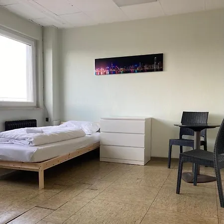 Monter24- Hk2 Grosse Monteurs Mainz, Wiesbaden, Ruesselsheim, Gute Anbindung Apartment Hochheim am Main