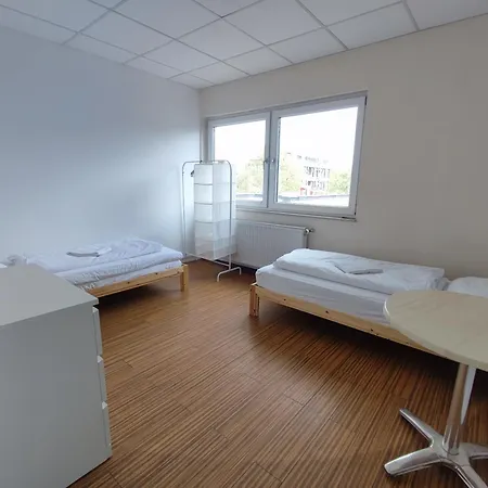 Monter24- Hk2 Grosse Monteurs Mainz, Wiesbaden, Ruesselsheim, Gute Anbindung Apartment Hochheim am Main