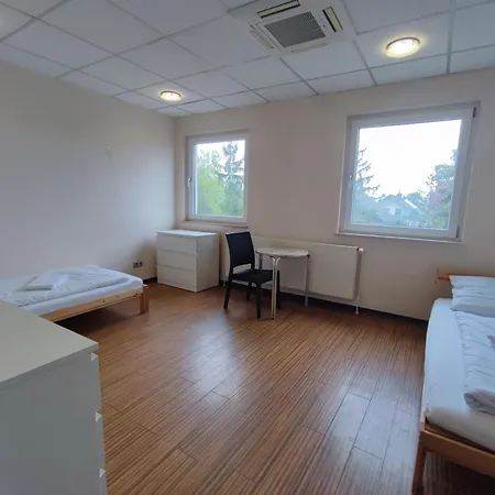 Apartamento Monter24- Hk2 Grosse Monteurs Mainz, Wiesbaden, Ruesselsheim, Gute Anbindung *