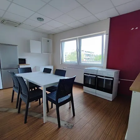Monter24- Hk2 Grosse Monteurs Mainz, Wiesbaden, Ruesselsheim, Gute Anbindung Apartamento Hochheim am Main